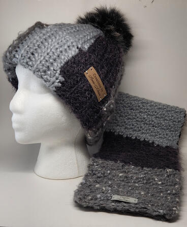 Moonless Night (4" Black PomPom)